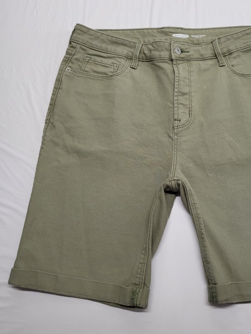 Old Navy Womens  Bermuda Shorts High Rise Size 14 Stretch Denim Tummy Panel